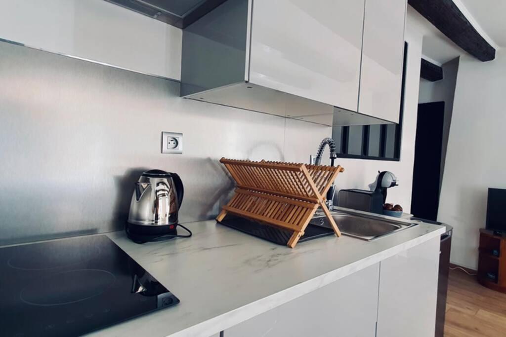 Le Carnot 2 Etoiles Hypercentre Vieille Ville Annecy Ngoại thất bức ảnh